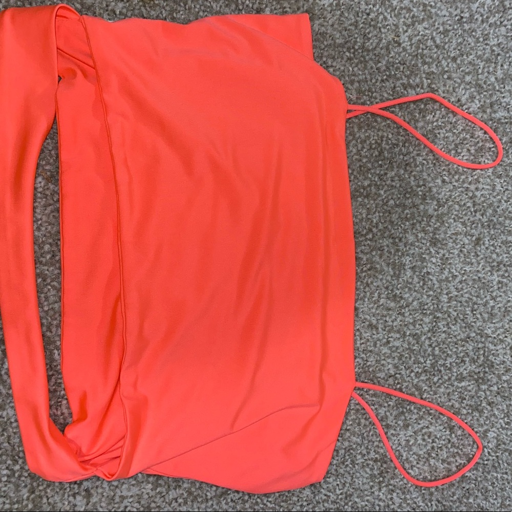 cutout cropped cami top